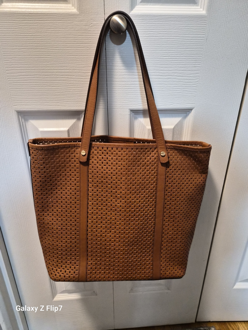 Massimo Dutti Authentic Women’s Perforated Tote Bag in Cognac Brown